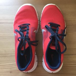 NIKE- Red Free Run 3